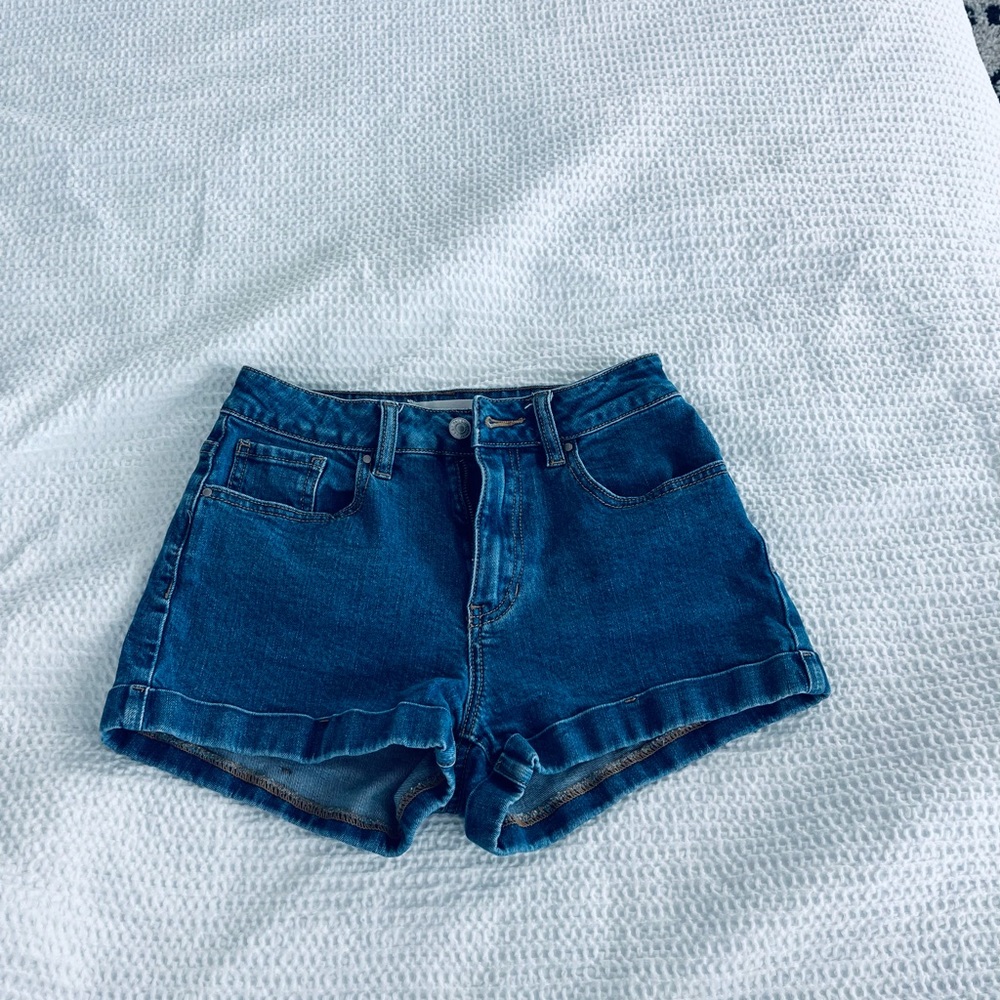 Pac Sun cuffed Mom Short size 24 5 pockets